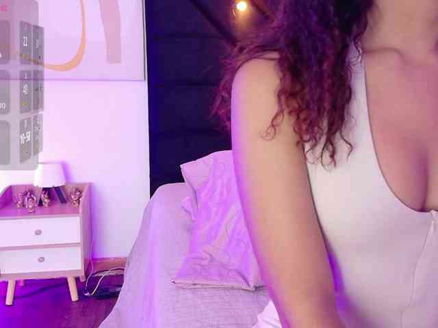 Hornysweetebony webcam