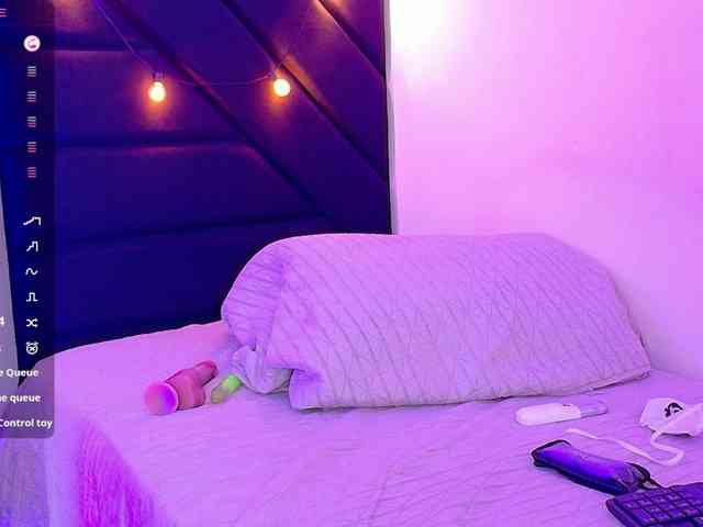 Hornysweetebony webcam