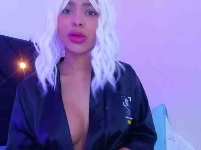 Hornysweetebony