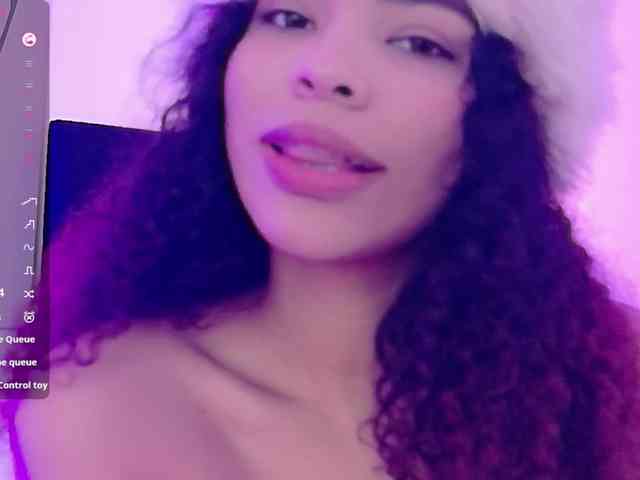 Hornysweetebony webcam