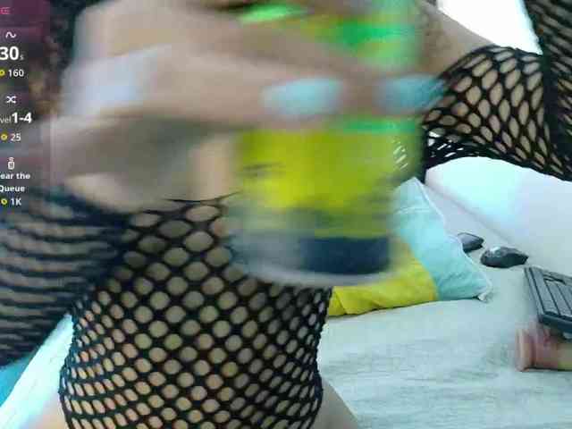 Hornysweetebony webcam