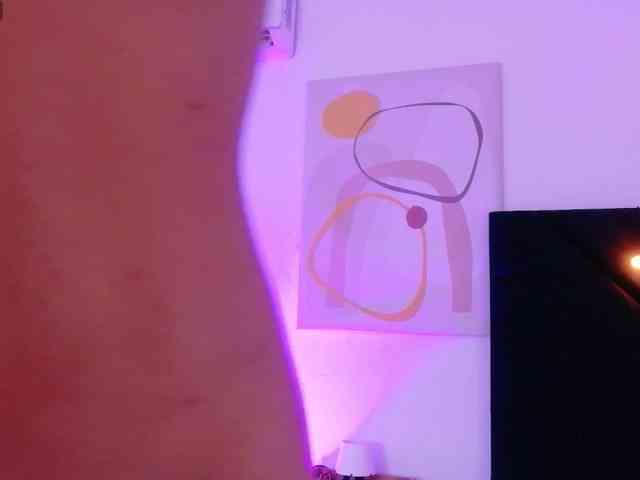 Hornysweetebony webcam