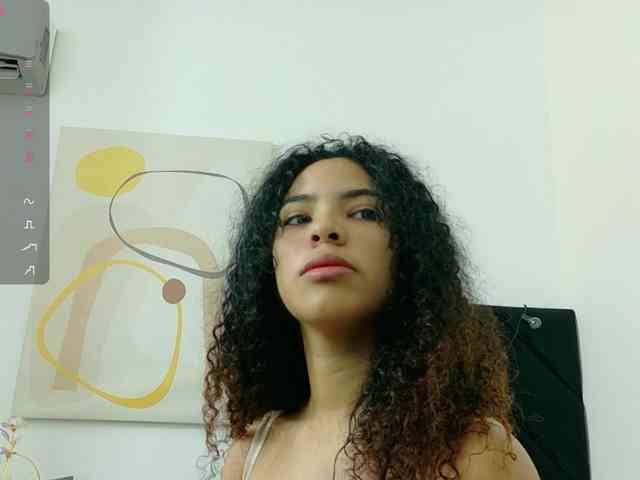 Hornysweetebony