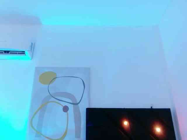 Hornysweetebony