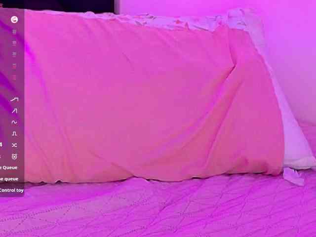 Hornysweetebony webcam