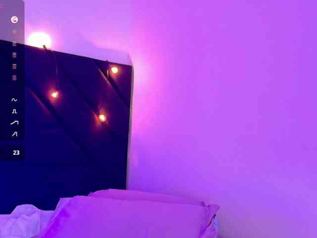 Hornysweetebony webcam