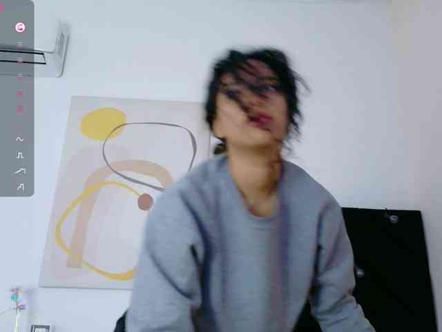 Hornysweetebony