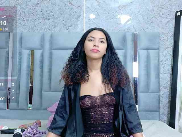 Hornysweetebony