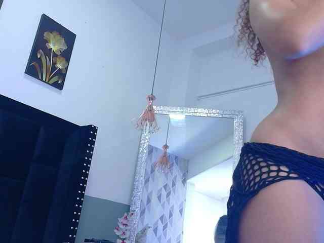 Hornysweetebony
