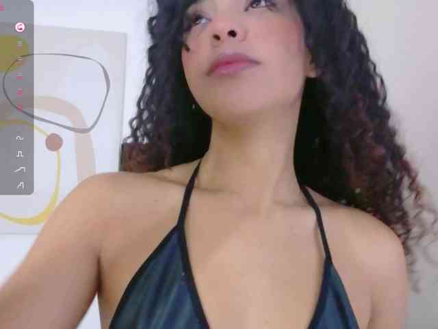 Hornysweetebony webcam