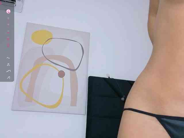 Hornysweetebony