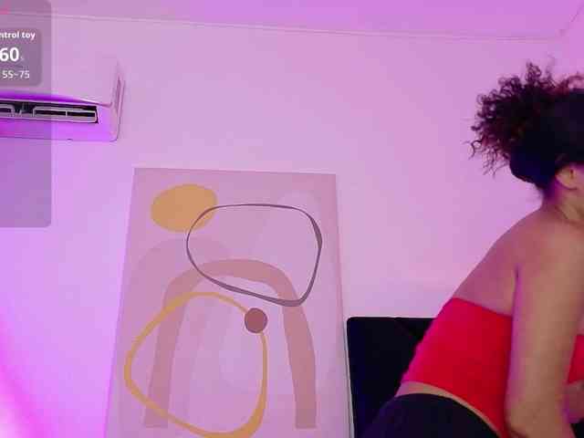 Hornysweetebony webcam