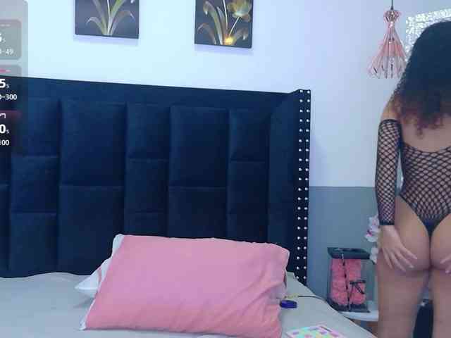 Hornysweetebony webcam