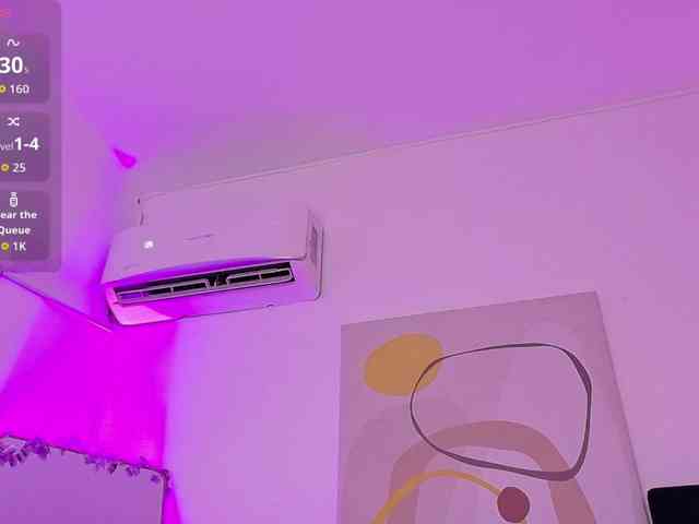 Hornysweetebony webcam