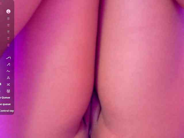 Hornysweetebony webcam
