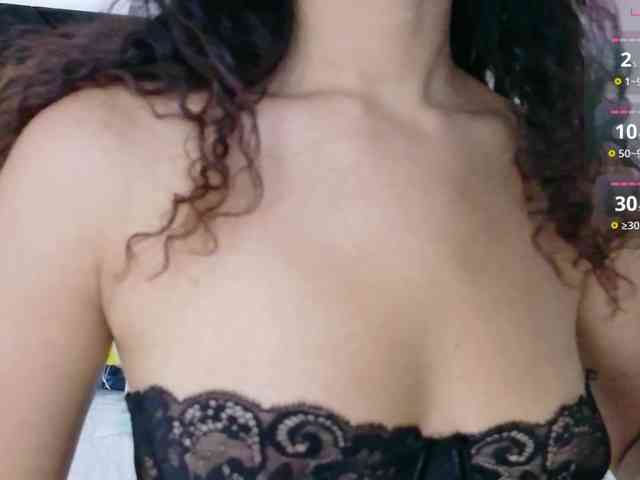 Hornysweetebony