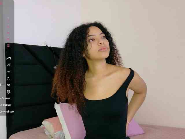 Hornysweetebony webcam