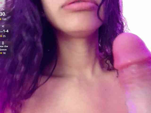 Hornysweetebony webcam