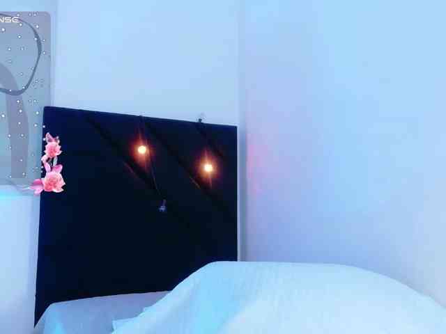 Hornysweetebony webcam