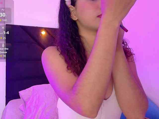 Hornysweetebony webcam
