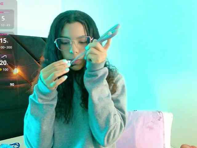 Hornysweetebony webcam