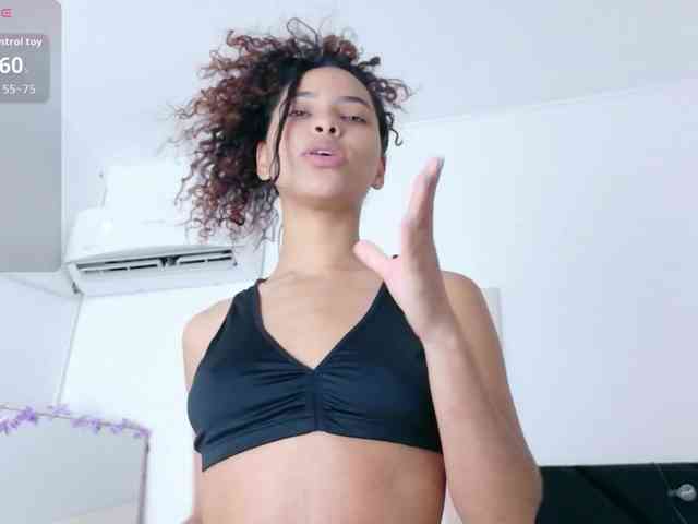 Hornysweetebony