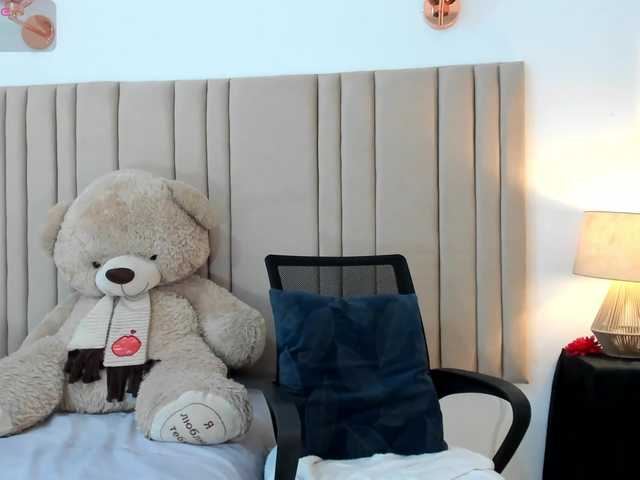 izadii live cam on BongaCams