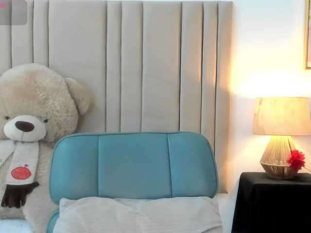 izadii live cam on BongaCams