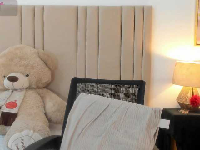 izadii live cam on BongaCams