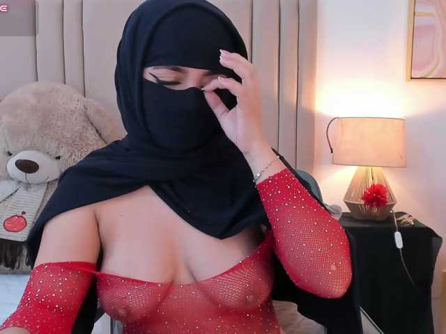 izadii live cam preview