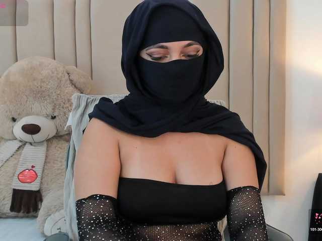 izadii live cam on BongaCams