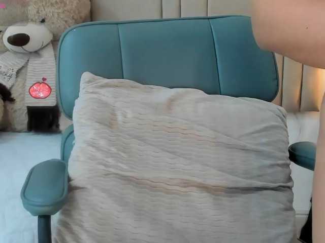 izadii live cam on BongaCams