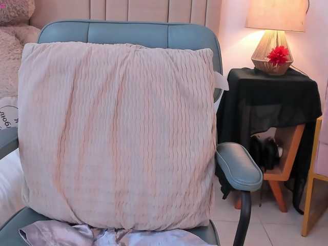 izadii live cam on BongaCams