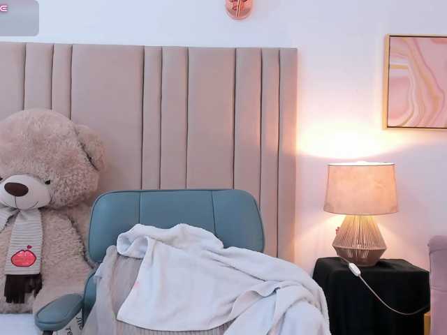 izadii live cam on BongaCams
