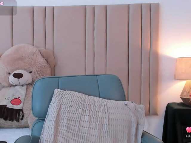 izadii live cam on BongaCams