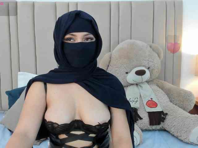Model: izadii
