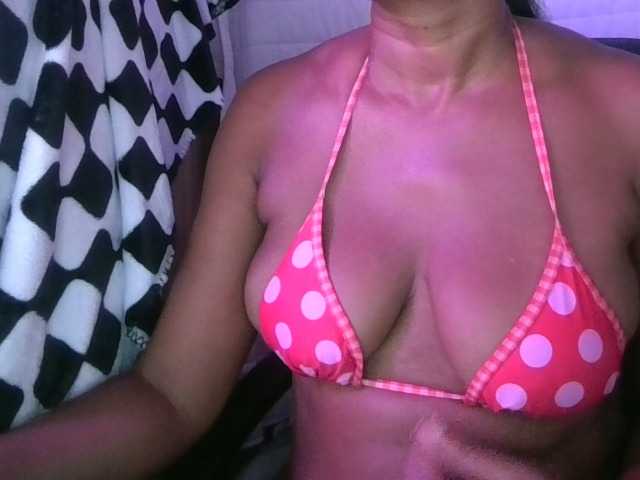 jenkini, en directo ahora en BongaCams