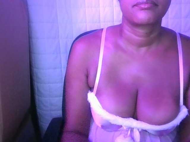 jenkini live cam on BongaCams