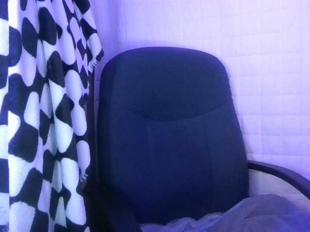 jenkini, en vivo ahora en BongaCams