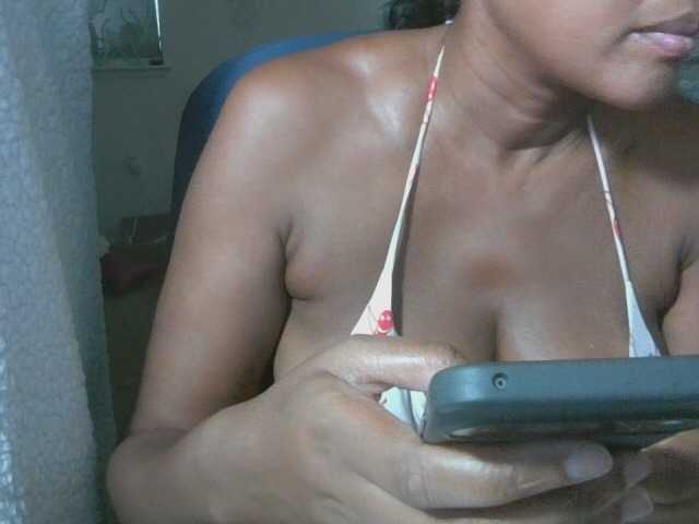 jenkini live cam on BongaCams