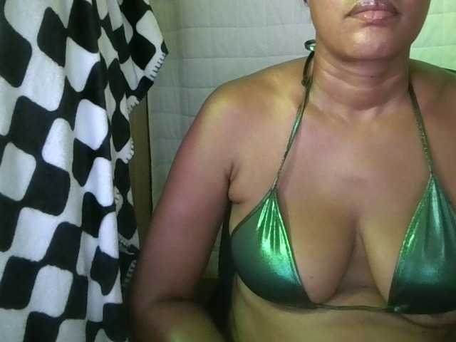 jenkini live cam on BongaCams
