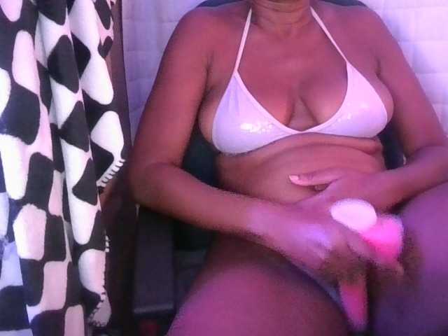 jenkini, en directo ahora en BongaCams