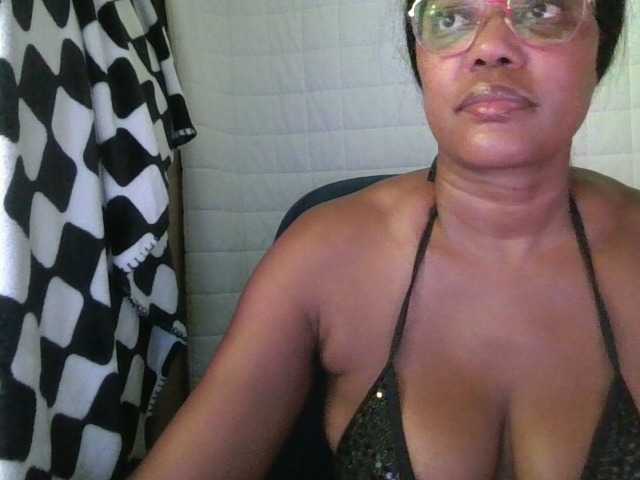 jenkini live cam on BongaCams