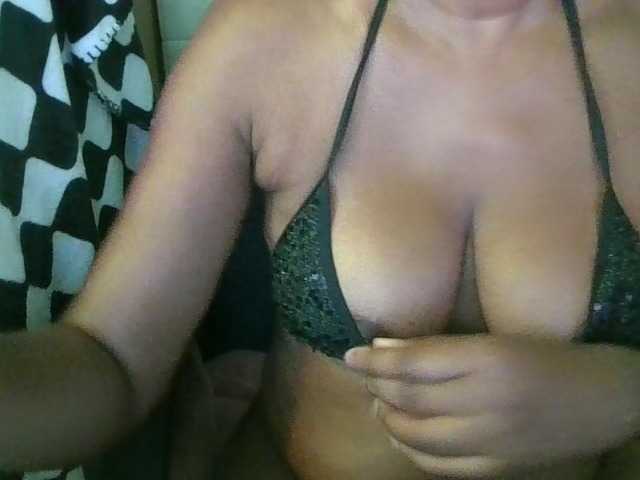 jenkini live cam on BongaCams