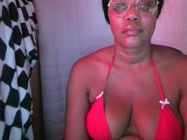 jenkini live cam on BongaCams