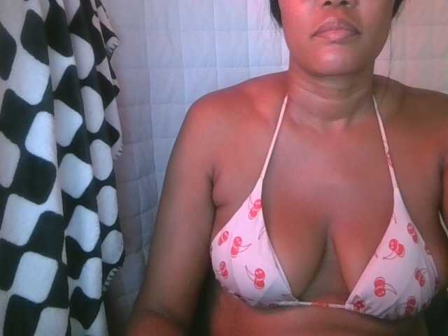 jenkini live cam on BongaCams