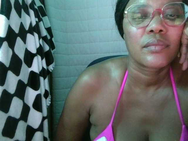 jenkini live cam on BongaCams