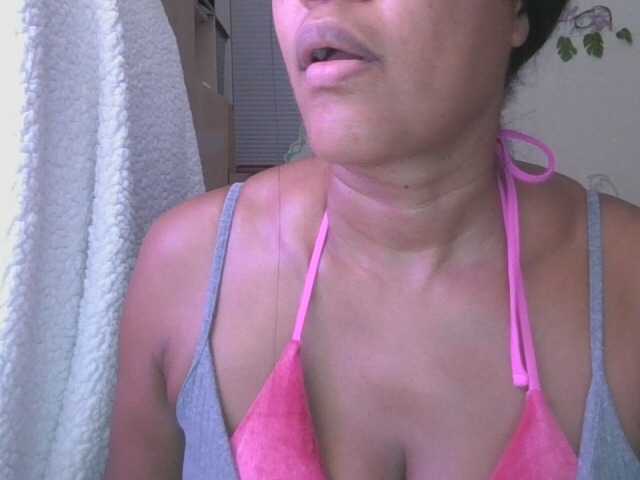 jenkini live cam on BongaCams