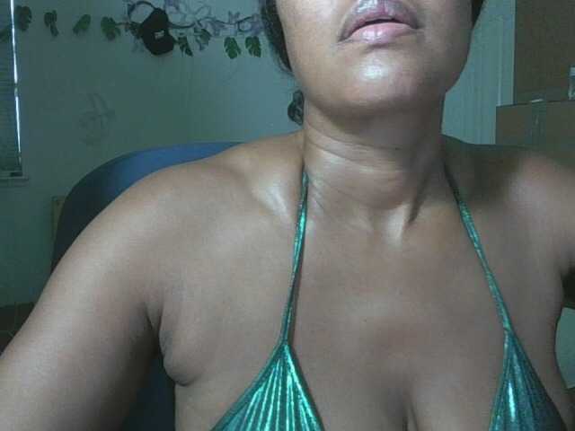 jenkini live cam on BongaCams