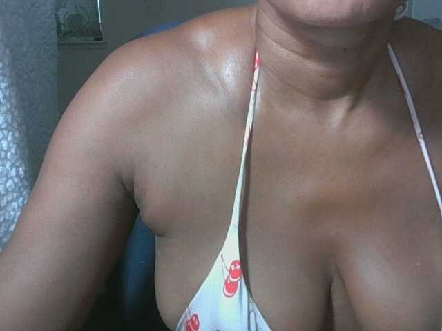 jenkini live cam on BongaCams